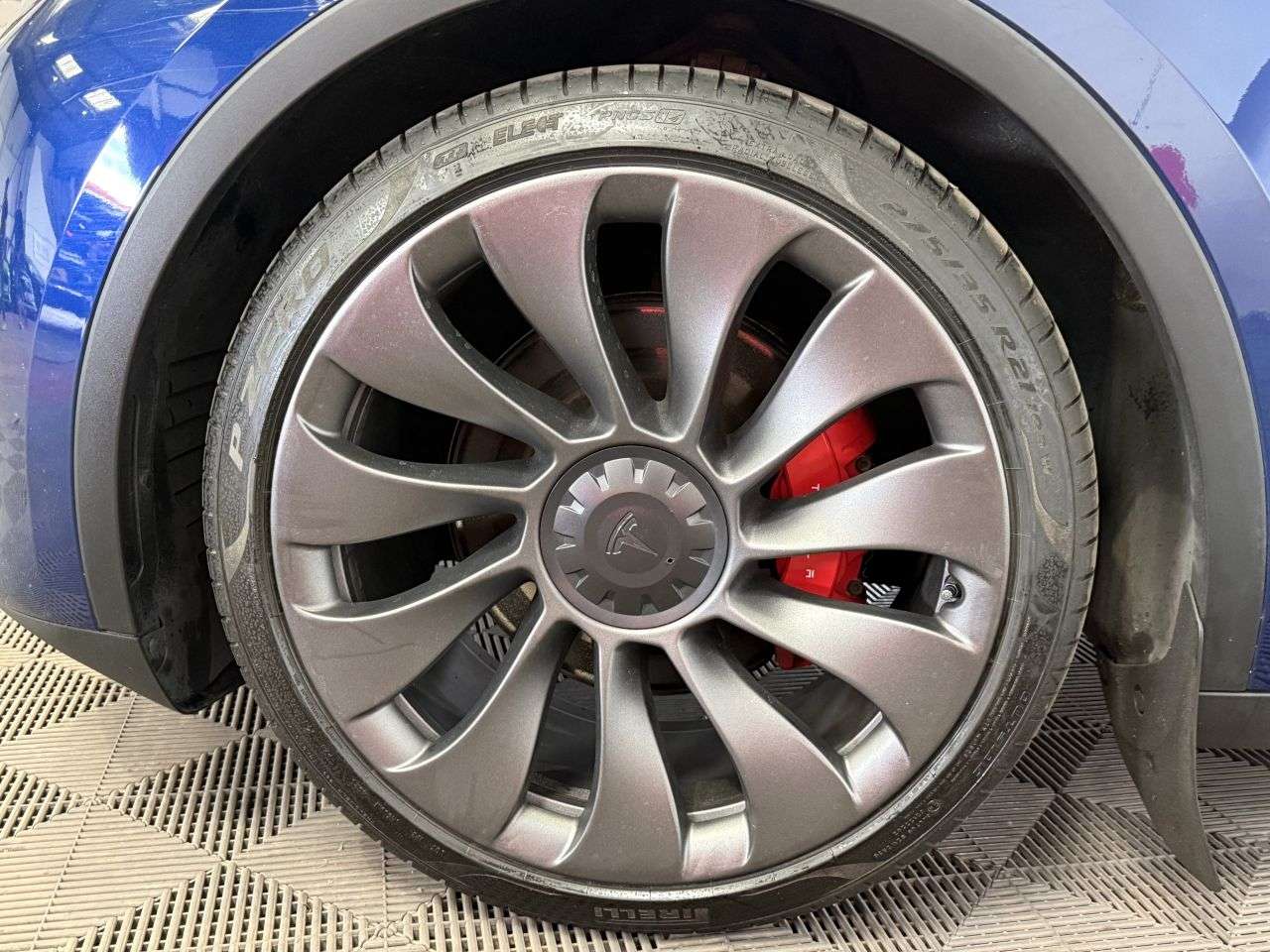 2023 TESLA MODEL Y 2023 TESLA MODEL Y