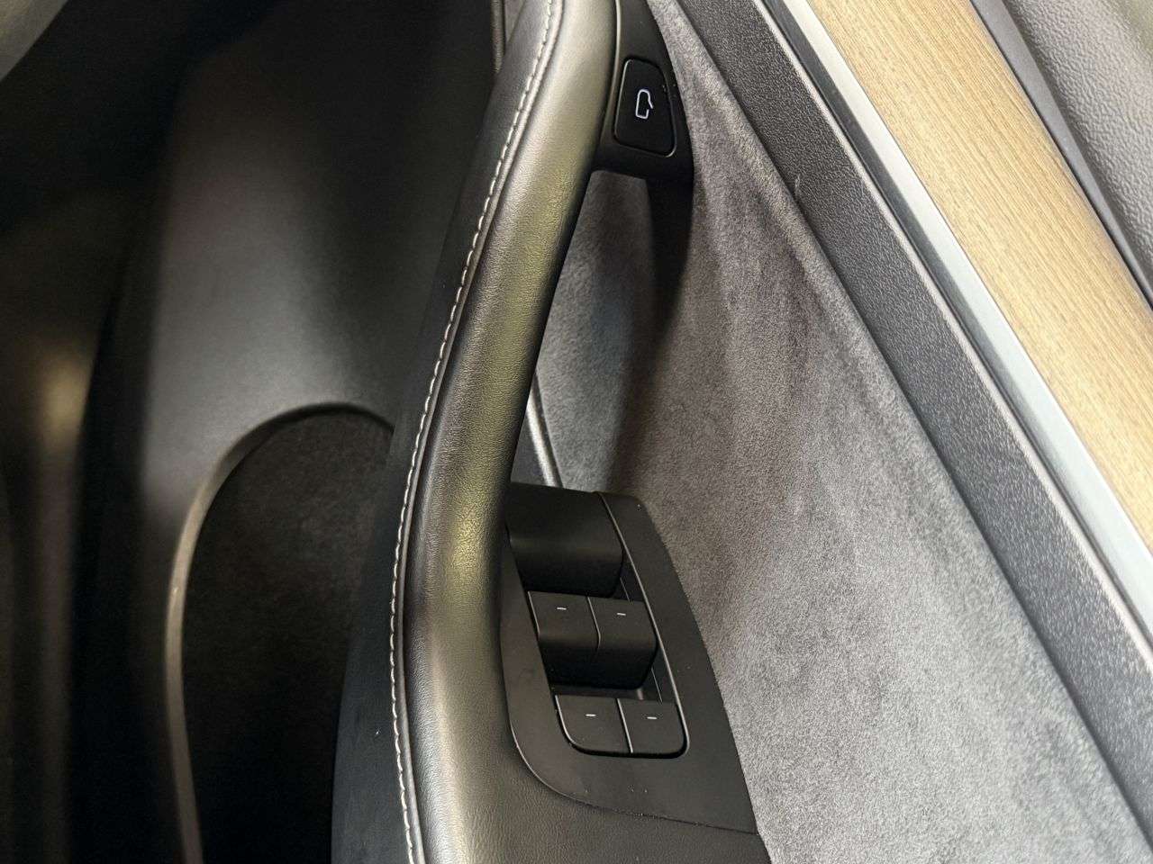 2023 TESLA MODEL Y 2023 TESLA MODEL Y