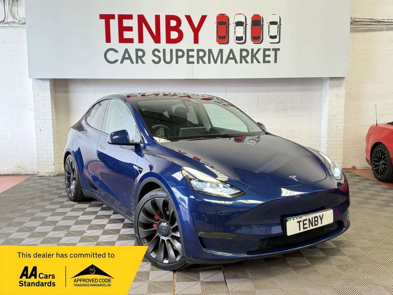A 2023 TESLA MODEL Y (Dual Motor) Performance SUV 5dr Electric Auto 4WDE (426 bhp) 21"ALLOY+FIXE A 2023 TESLA MODEL Y (Dual Motor) Performance SUV 5dr Electric Auto 4WDE (426 bhp) 21"ALLOY+FIXE
