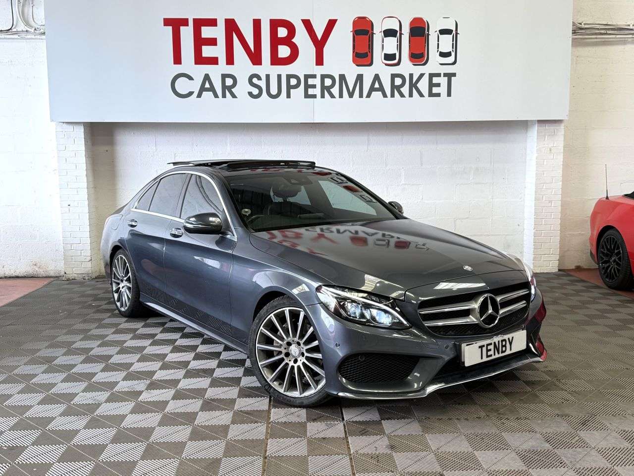 A 2016 MERCEDES-BENZ C CLASS 2.1 C220d AMG Line (Premium Plus) Saloon 4dr Diesel 7G-Tronic+ Euro 6 (s/s) A 2016 MERCEDES-BENZ C CLASS 2.1 C220d AMG Line (Premium Plus) Saloon 4dr Diesel 7G-Tronic+ Euro 6 (s/s)