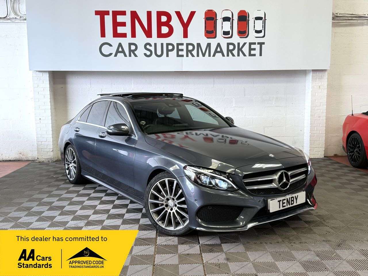 A 2016 MERCEDES-BENZ C CLASS 2.1 C220d AMG Line (Premium Plus) Saloon 4dr Diesel 7G-Tronic+ Euro 6 (s/s) A 2016 MERCEDES-BENZ C CLASS 2.1 C220d AMG Line (Premium Plus) Saloon 4dr Diesel 7G-Tronic+ Euro 6 (s/s)