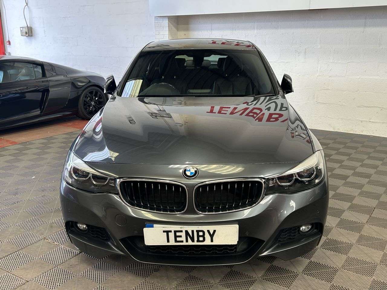 A 2017 BMW 3 SERIES GRAN TURISMO 2.0 320d M Sport GT 5dr Diesel Auto Euro 6 (s/s) (190 ps) YELLOW DRL+18"ALL A 2017 BMW 3 SERIES GRAN TURISMO 2.0 320d M Sport GT 5dr Diesel Auto Euro 6 (s/s) (190 ps) YELLOW DRL+18"ALL