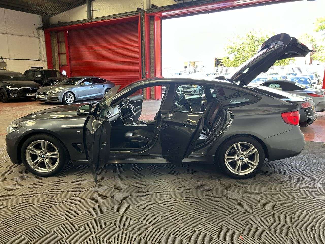 2017 BMW 3 SERIES GRAN TURISMO 2017 BMW 3 SERIES GRAN TURISMO