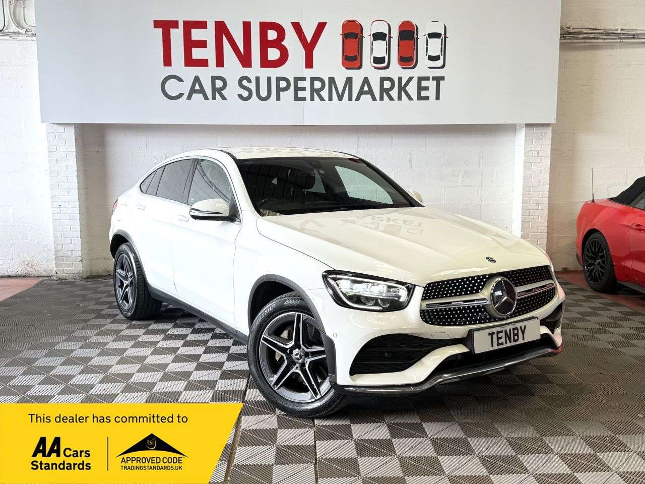 A 2019 MERCEDES-BENZ GLC 2.0 GLC220d AMG Line Coupe 5dr Diesel G-Tronic+ 4MATIC Euro 6 (s/s) (194 ps A 2019 MERCEDES-BENZ GLC 2.0 GLC220d AMG Line Coupe 5dr Diesel G-Tronic+ 4MATIC Euro 6 (s/s) (194 ps