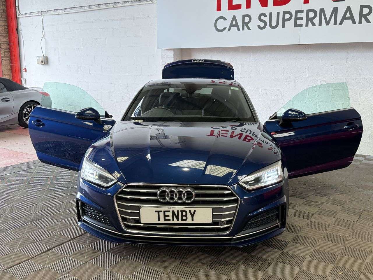 2017 AUDI A5 2017 AUDI A5