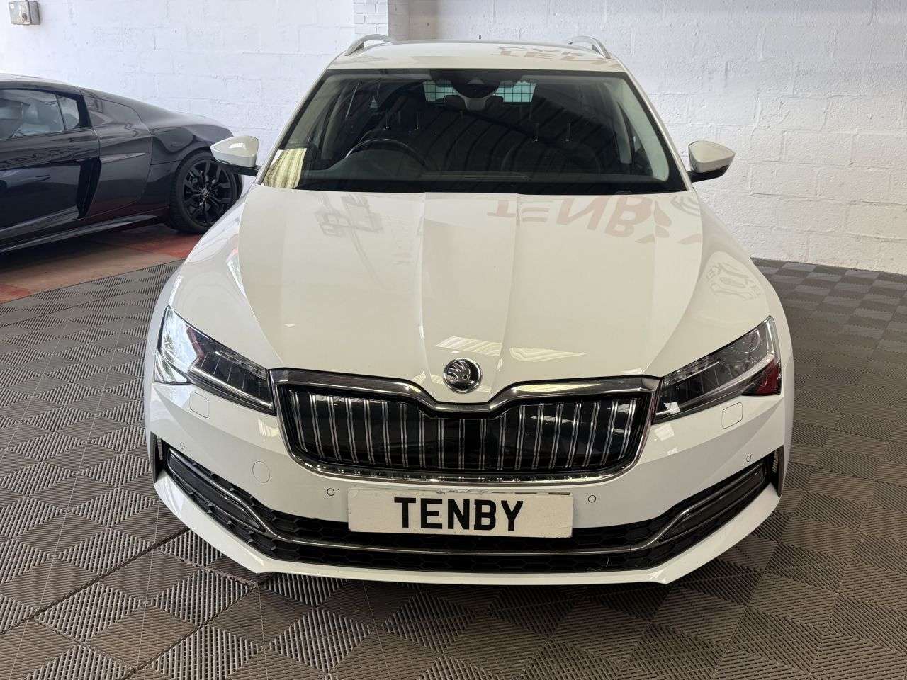 A 2021 SKODA SUPERB 1.4 TSI iV 13kWh SE L Estate 5dr Petrol Plug-in Hybrid DSG Euro 6 (s/s) (21 A 2021 SKODA SUPERB 1.4 TSI iV 13kWh SE L Estate 5dr Petrol Plug-in Hybrid DSG Euro 6 (s/s) (21