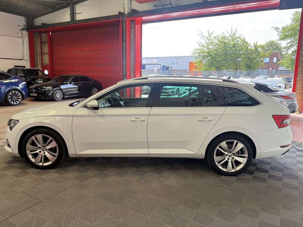 2021 SKODA SUPERB 2021 SKODA SUPERB