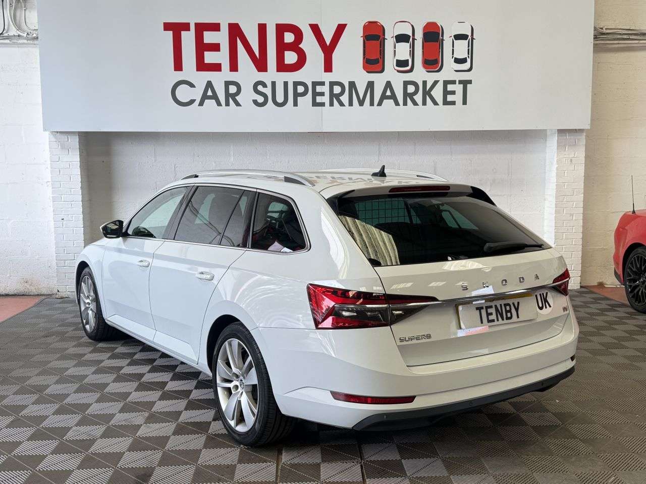 2021 SKODA SUPERB 2021 SKODA SUPERB