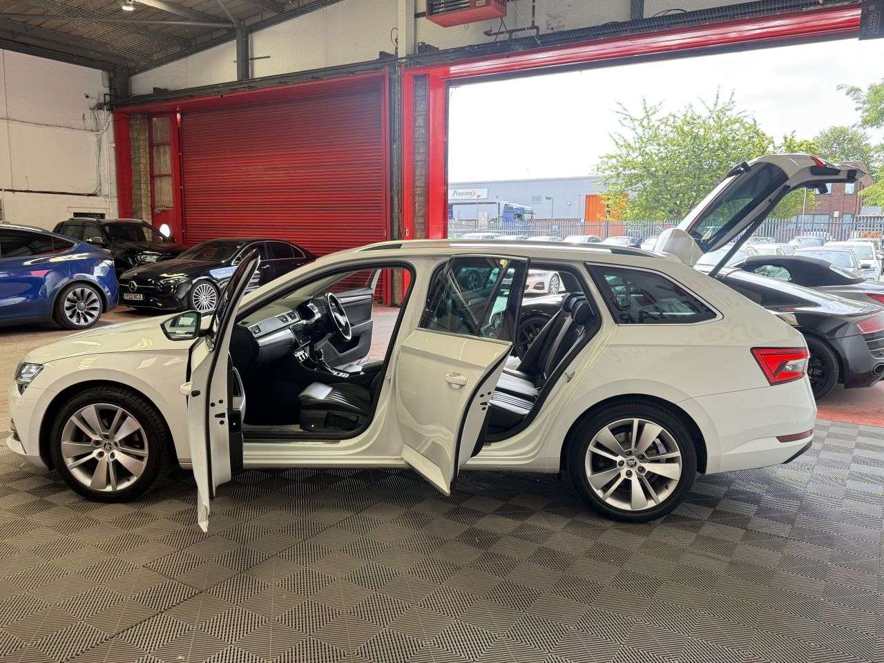 2021 SKODA SUPERB 2021 SKODA SUPERB