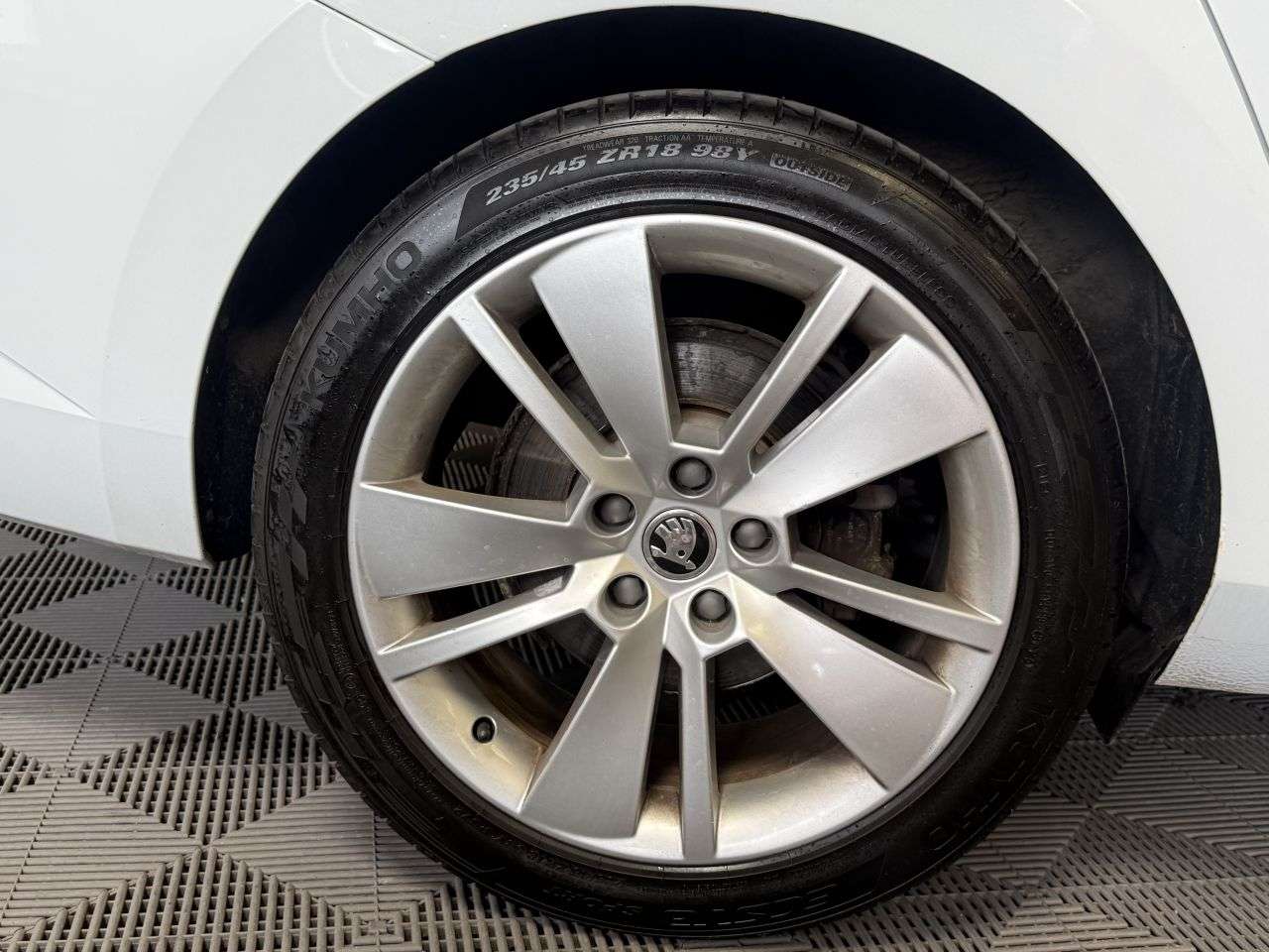 2021 SKODA SUPERB 2021 SKODA SUPERB