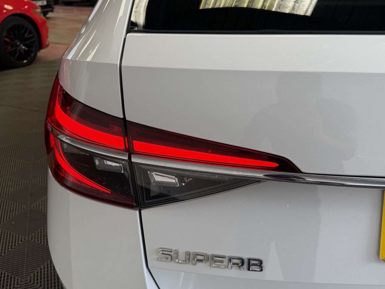 2021 SKODA SUPERB 2021 SKODA SUPERB