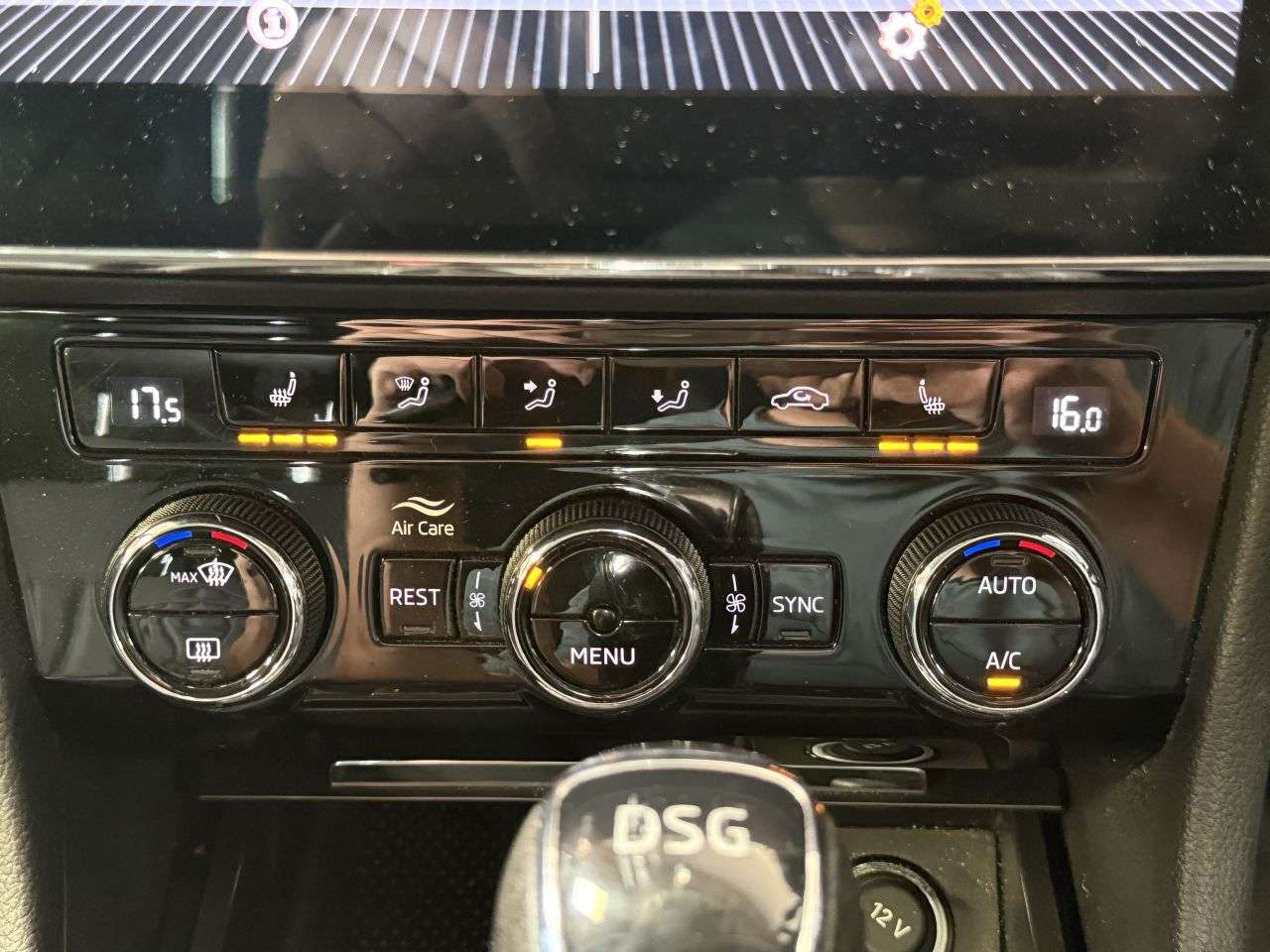 2021 SKODA SUPERB 2021 SKODA SUPERB