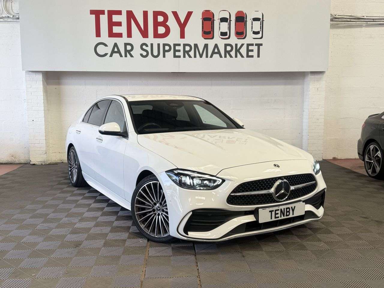 A 2022 MERCEDES-BENZ C CLASS 1.5 C200h MHEV AMG Line (Premium) Saloon 4dr Petrol Hybrid G-Tronic+ Euro 6 A 2022 MERCEDES-BENZ C CLASS 1.5 C200h MHEV AMG Line (Premium) Saloon 4dr Petrol Hybrid G-Tronic+ Euro 6