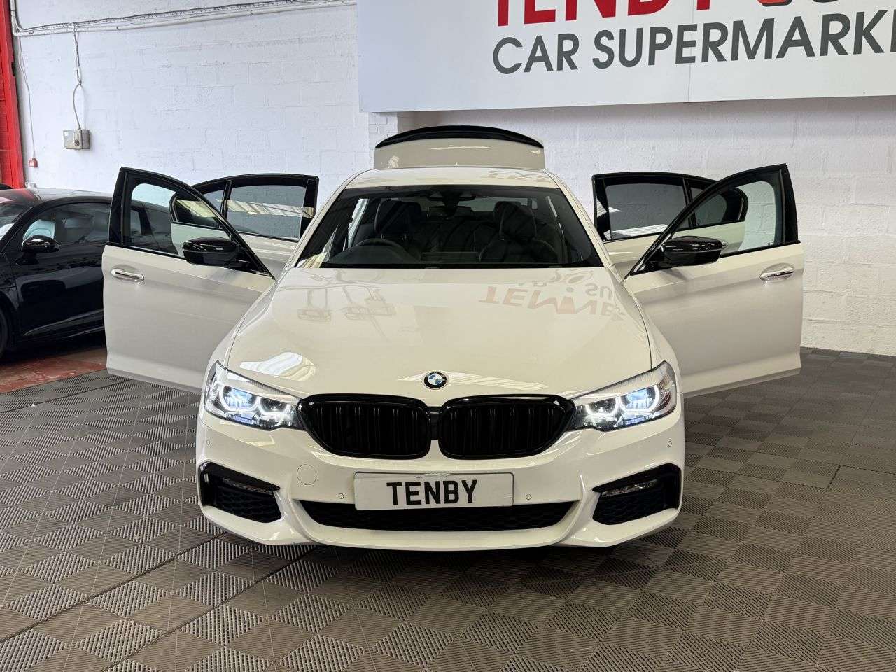 2017 BMW 5 SERIES 2017 BMW 5 SERIES