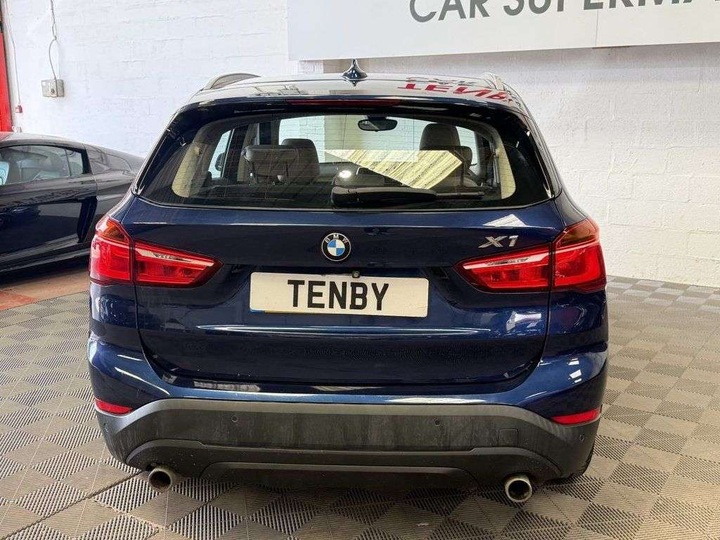 2016 BMW X1 2016 BMW X1