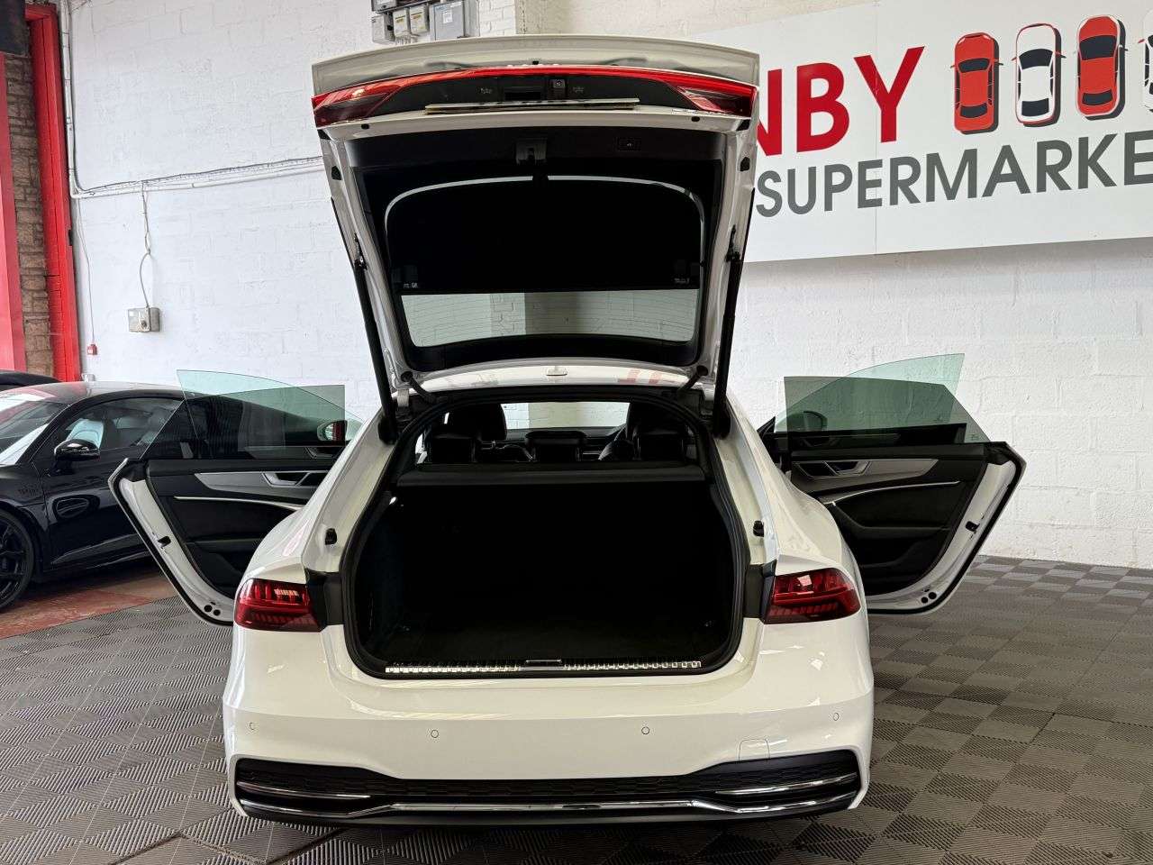 2018 AUDI A7 2018 AUDI A7