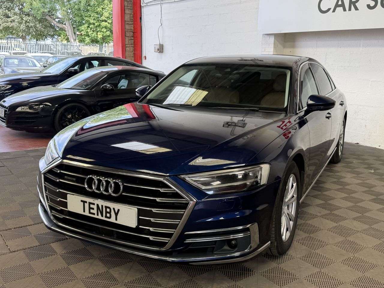 2018 AUDI A8 2018 AUDI A8