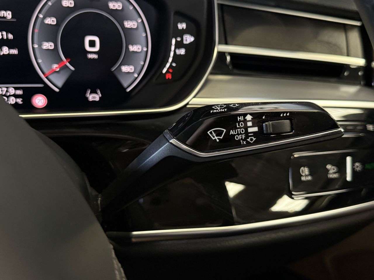 2018 AUDI A8 2018 AUDI A8