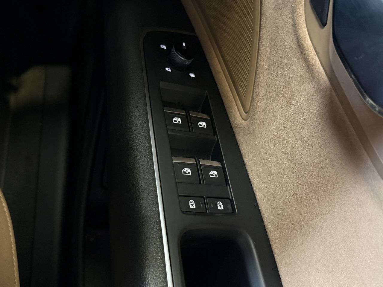 2018 AUDI A8 2018 AUDI A8