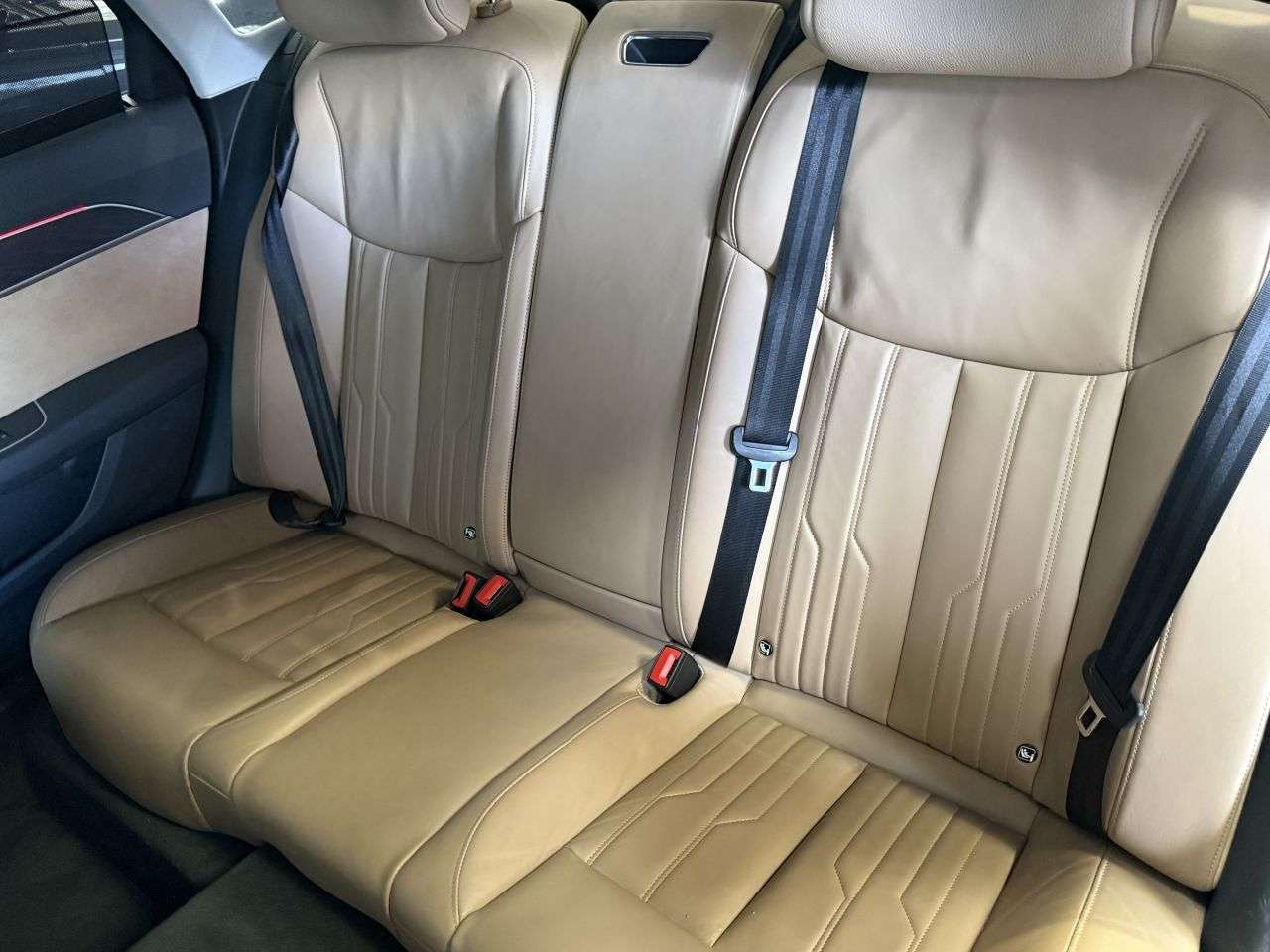 2018 AUDI A8 2018 AUDI A8