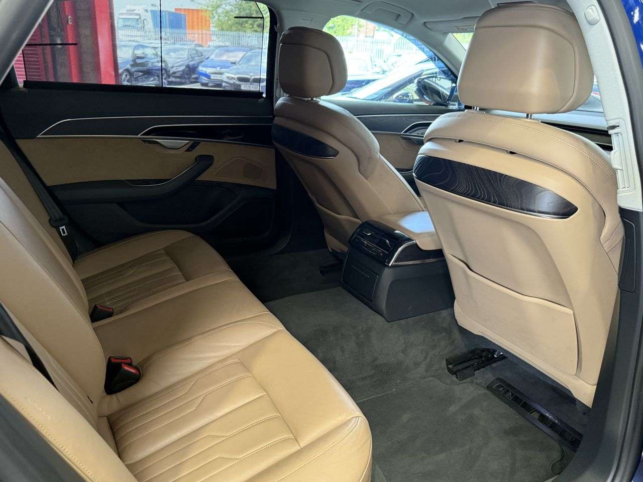 2018 AUDI A8 2018 AUDI A8