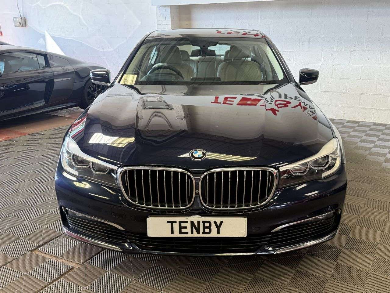 A 2017 BMW 7 SERIES 3.0 730d Saloon 4dr Diesel Auto Euro 6 (s/s) (265 ps) 360 CAM+F&R HTD SEATS A 2017 BMW 7 SERIES 3.0 730d Saloon 4dr Diesel Auto Euro 6 (s/s) (265 ps) 360 CAM+F&R HTD SEATS