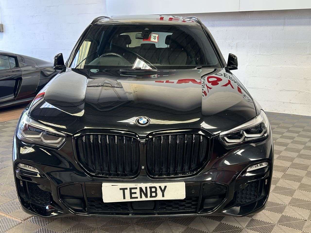 A 2021 BMW X5 3.0 30d MHT M Sport SUV 5dr Diesel Hybrid Auto xDrive Euro 6 (s/s) (286 ps) A 2021 BMW X5 3.0 30d MHT M Sport SUV 5dr Diesel Hybrid Auto xDrive Euro 6 (s/s) (286 ps)