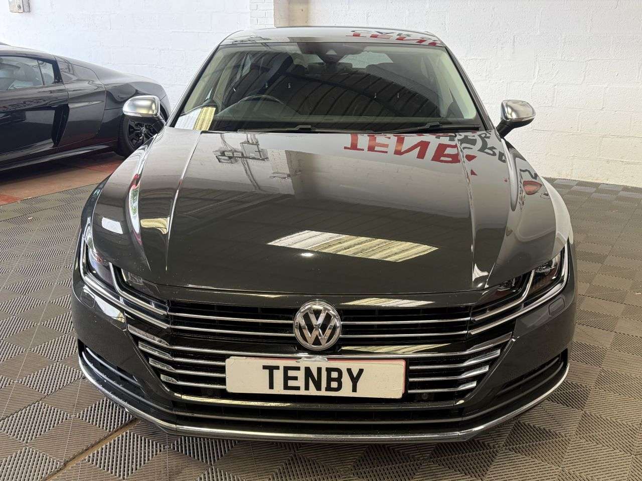 A 2019 VOLKSWAGEN ARTEON 1.5 TSI EVO Elegance Fastback 5dr Petrol DSG Euro 6 (s/s) (150 ps) A 2019 VOLKSWAGEN ARTEON 1.5 TSI EVO Elegance Fastback 5dr Petrol DSG Euro 6 (s/s) (150 ps)