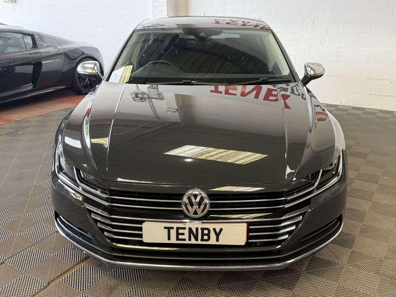 A 2019 VOLKSWAGEN ARTEON 1.5 TSI EVO Elegance Fastback 5dr Petrol DSG Euro 6 (s/s) (150 ps) A 2019 VOLKSWAGEN ARTEON 1.5 TSI EVO Elegance Fastback 5dr Petrol DSG Euro 6 (s/s) (150 ps)