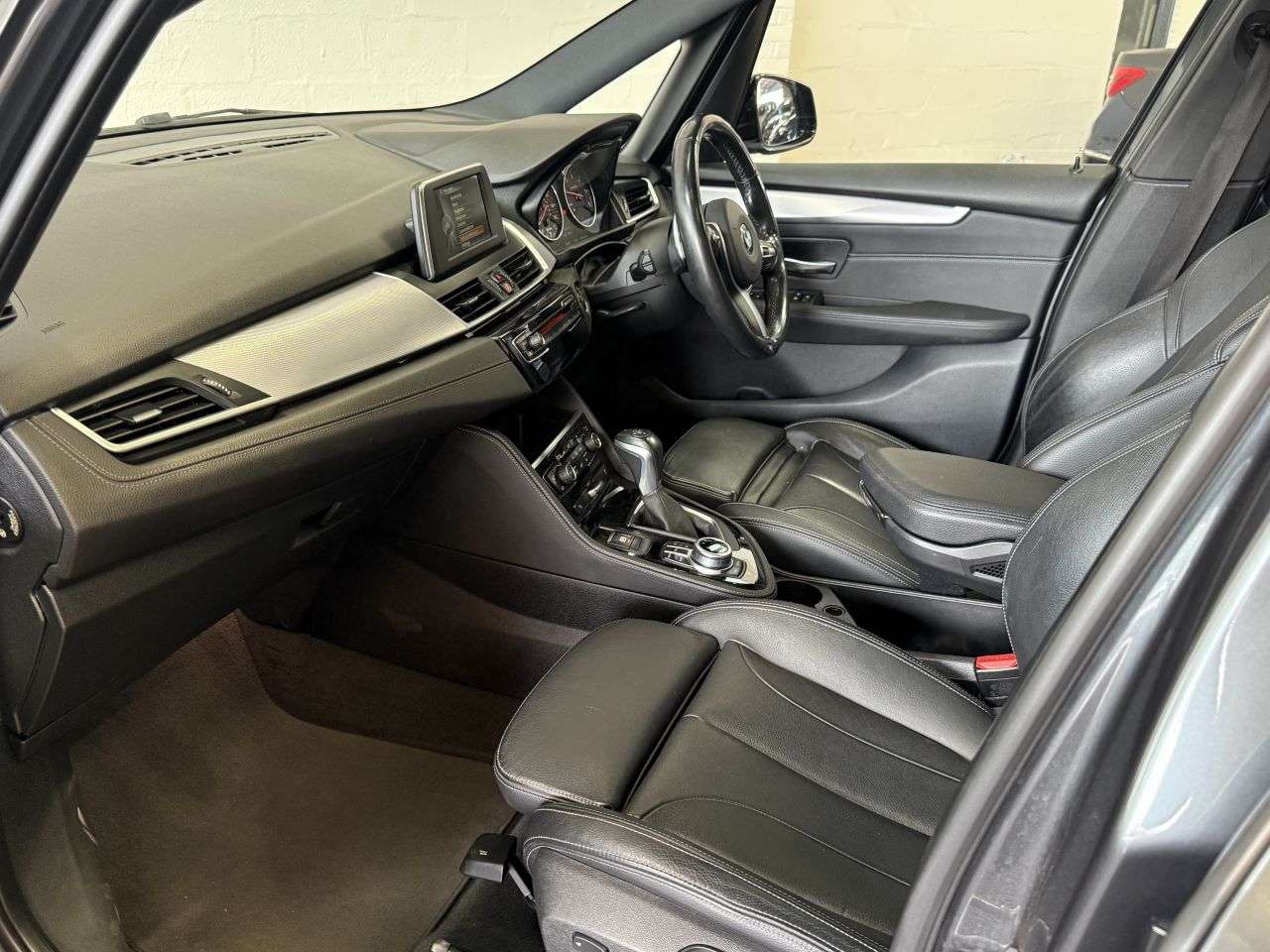 2016 BMW 2 SERIES GRAN TOURER 2016 BMW 2 SERIES GRAN TOURER