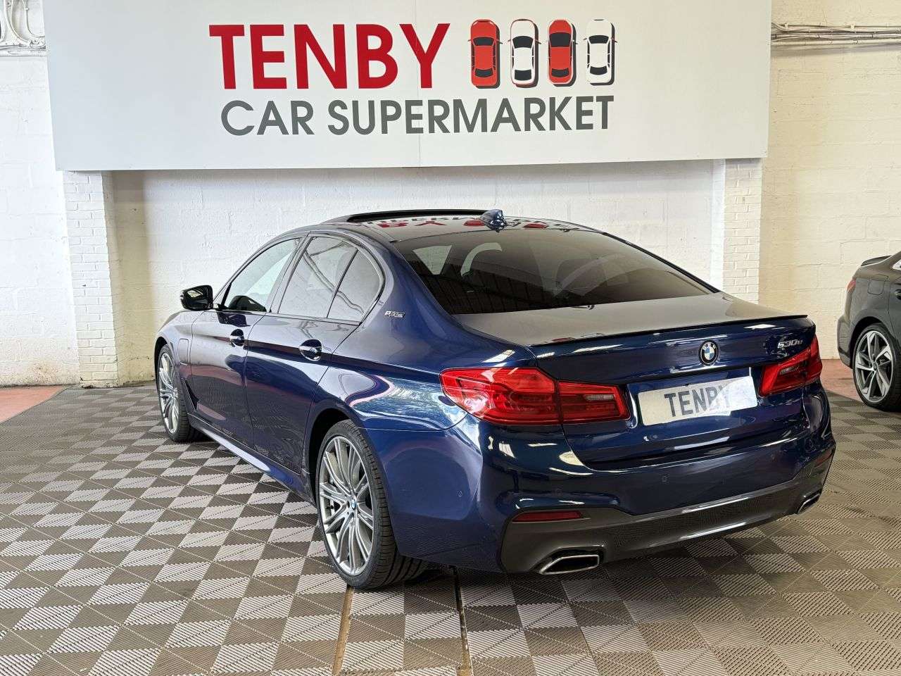 2018 BMW 5 SERIES 2018 BMW 5 SERIES
