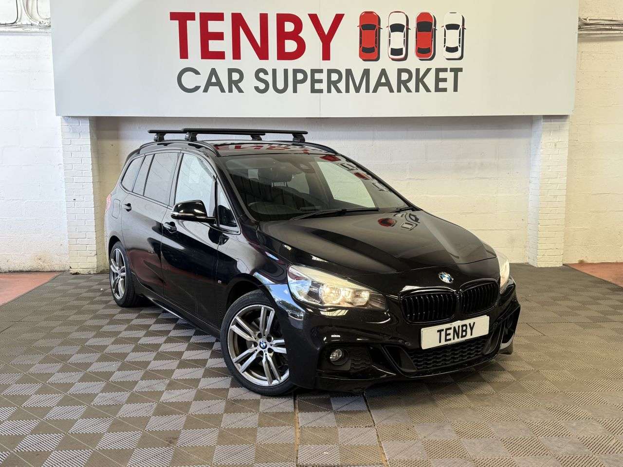 A 2018 BMW 2 SERIES GRAN TOURER 2.0 220d M Sport MPV 5dr Diesel Auto Euro 6 (s/s) (190 ps) A 2018 BMW 2 SERIES GRAN TOURER 2.0 220d M Sport MPV 5dr Diesel Auto Euro 6 (s/s) (190 ps)