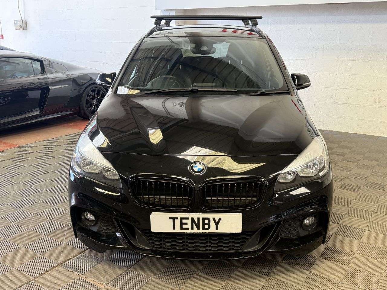 A 2018 BMW 2 SERIES GRAN TOURER 2.0 220d M Sport MPV 5dr Diesel Auto Euro 6 (s/s) (190 ps) A 2018 BMW 2 SERIES GRAN TOURER 2.0 220d M Sport MPV 5dr Diesel Auto Euro 6 (s/s) (190 ps)