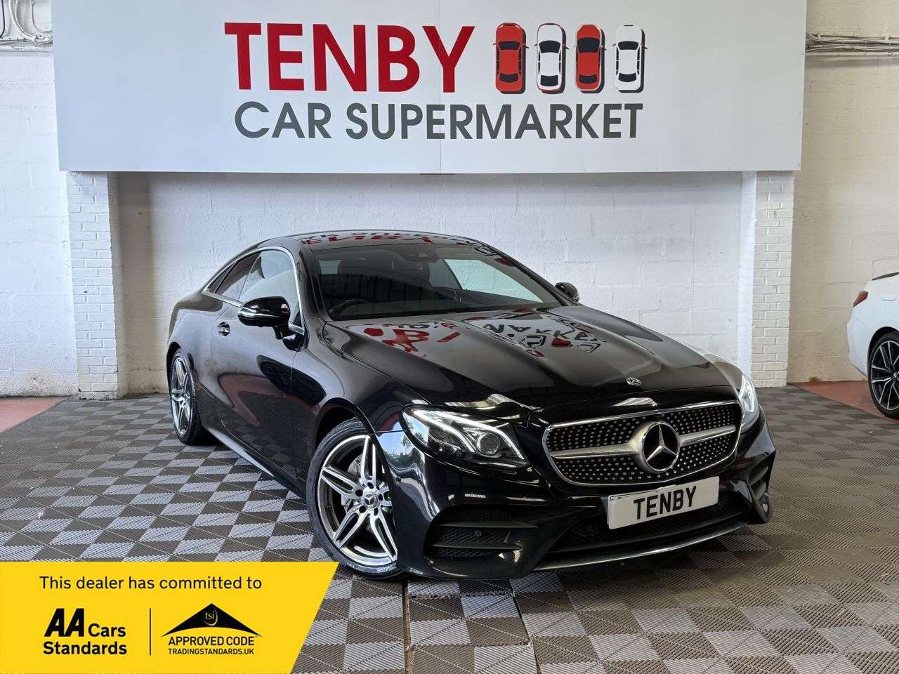 A 2020 MERCEDES-BENZ E CLASS 2.0 E220d AMG Line (Premium) Coupe 2dr Diesel G-Tronic+ Euro 6 (s/s) (194 p A 2020 MERCEDES-BENZ E CLASS 2.0 E220d AMG Line (Premium) Coupe 2dr Diesel G-Tronic+ Euro 6 (s/s) (194 p