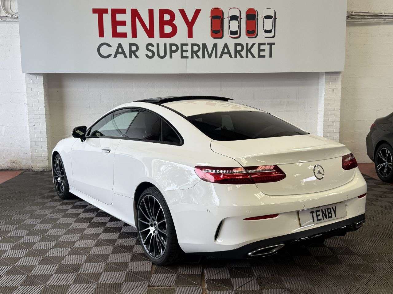 2018 MERCEDES-BENZ E CLASS 2018 MERCEDES-BENZ E CLASS