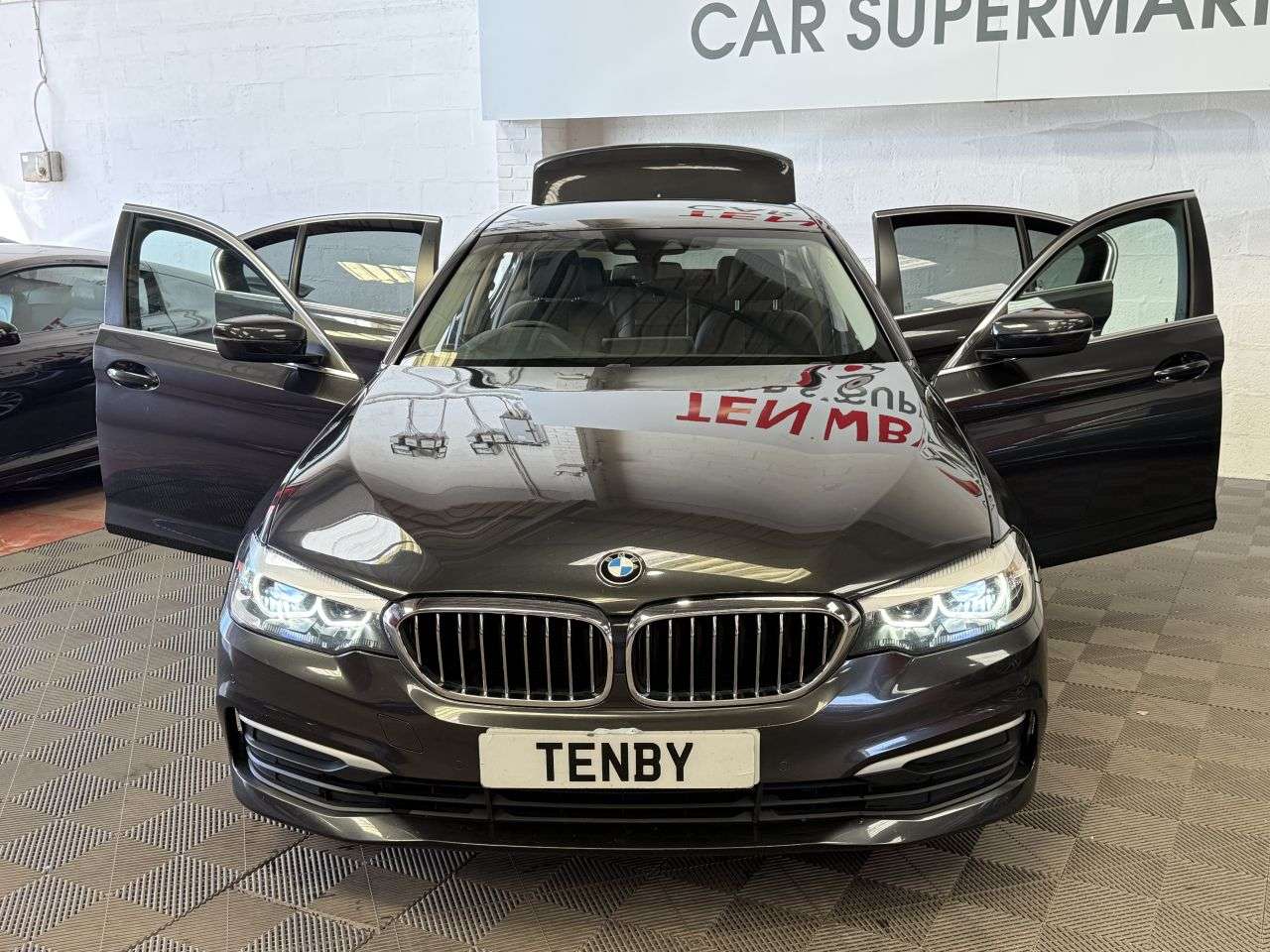 2019 BMW 5 SERIES 2019 BMW 5 SERIES