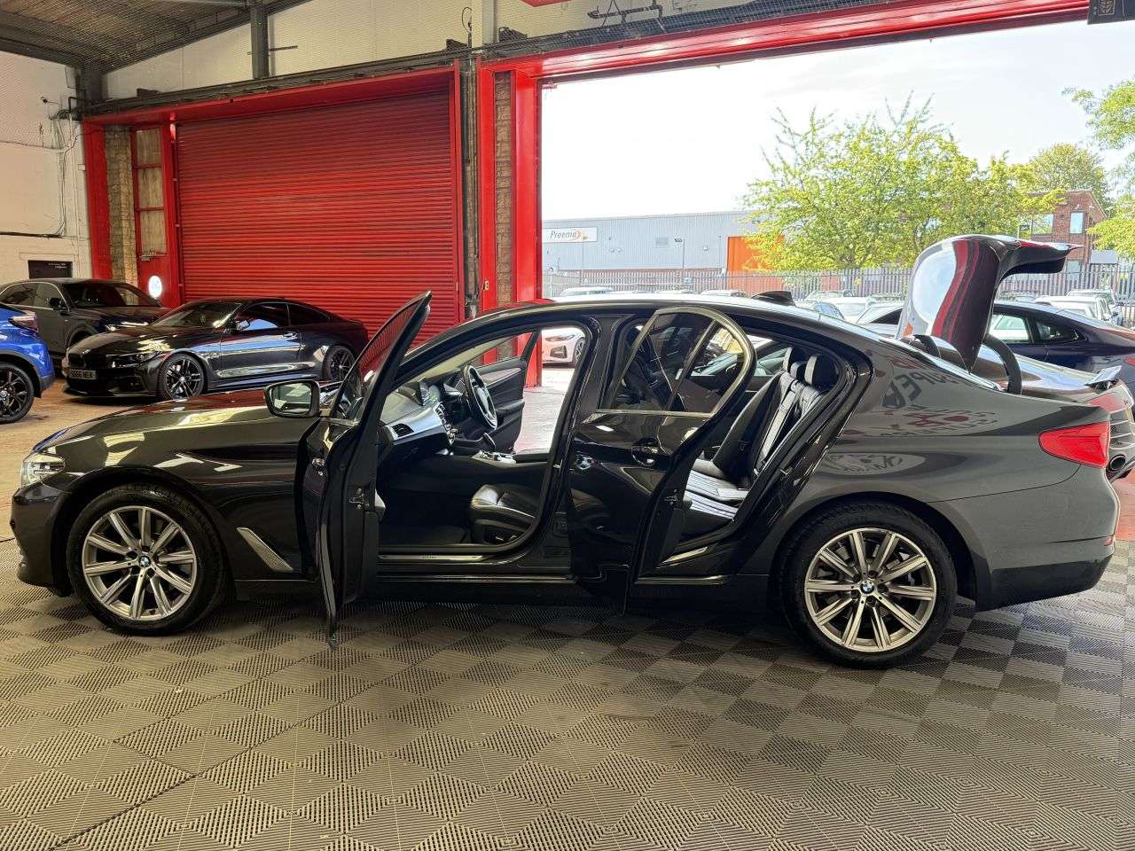 2019 BMW 5 SERIES 2019 BMW 5 SERIES