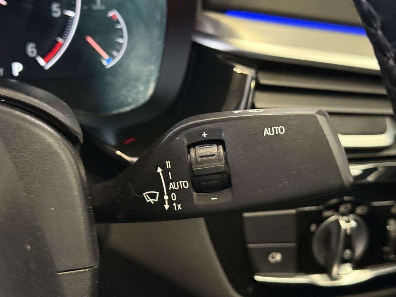 2019 BMW 5 SERIES 2019 BMW 5 SERIES