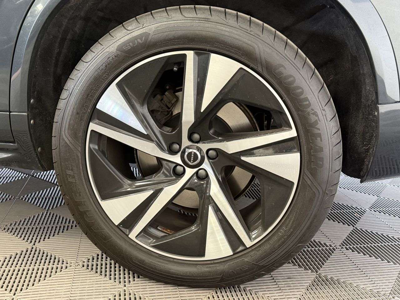 2019 VOLVO XC90 2019 VOLVO XC90