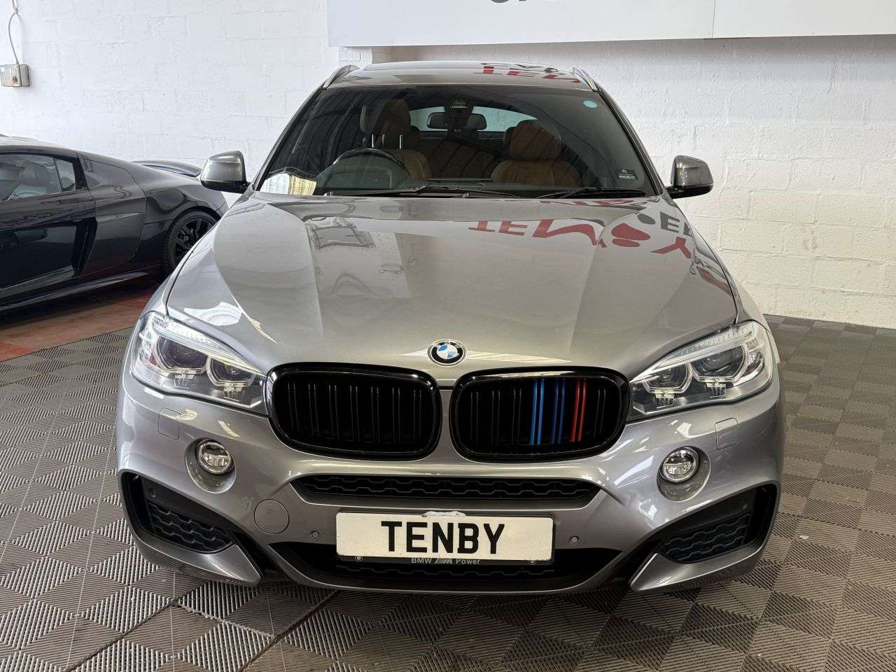 A 2016 BMW X6 3.0 30d M Sport SUV 5dr Diesel Auto xDrive Euro 6 (s/s) (258 ps) FHTD SEATS A 2016 BMW X6 3.0 30d M Sport SUV 5dr Diesel Auto xDrive Euro 6 (s/s) (258 ps) FHTD SEATS