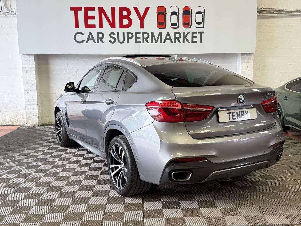 2016 BMW X6 2016 BMW X6