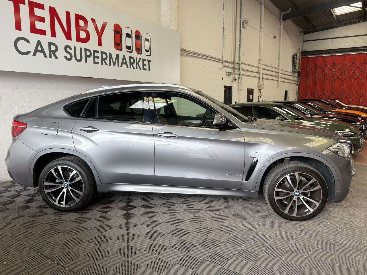2016 BMW X6 2016 BMW X6