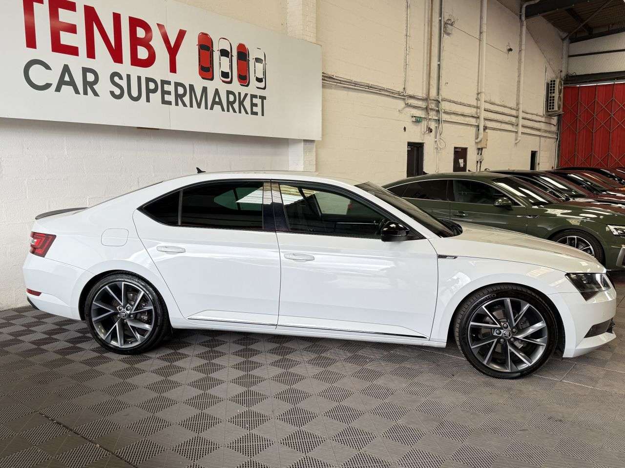 2018 SKODA SUPERB 2018 SKODA SUPERB