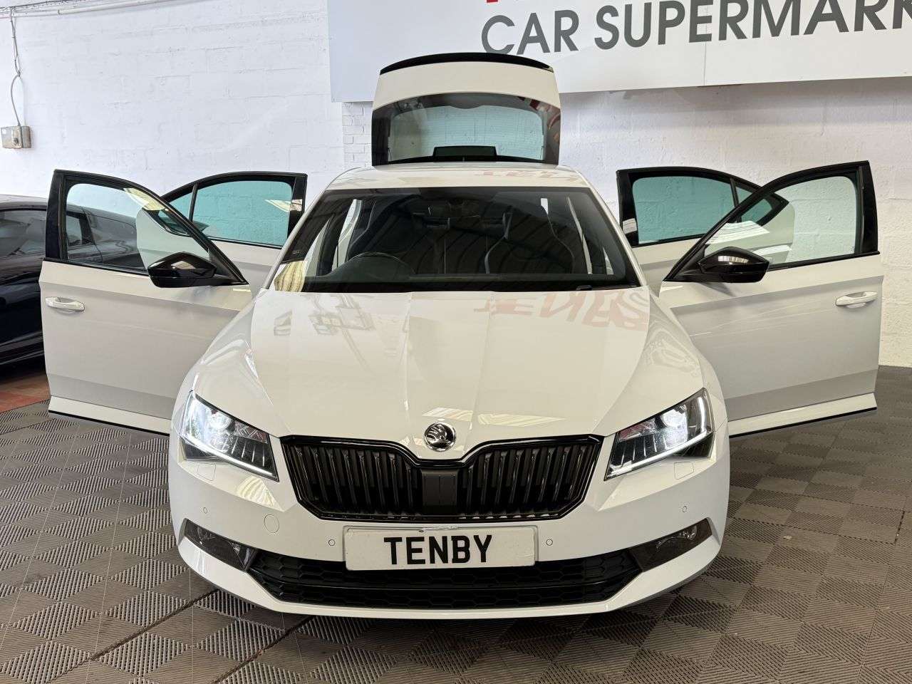 2018 SKODA SUPERB 2018 SKODA SUPERB