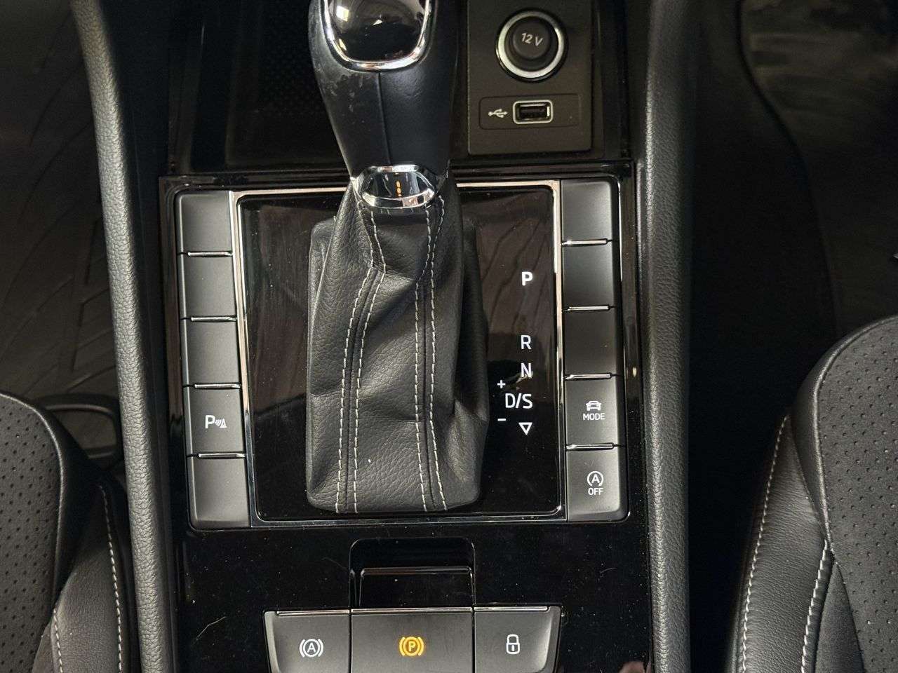 2018 SKODA SUPERB 2018 SKODA SUPERB