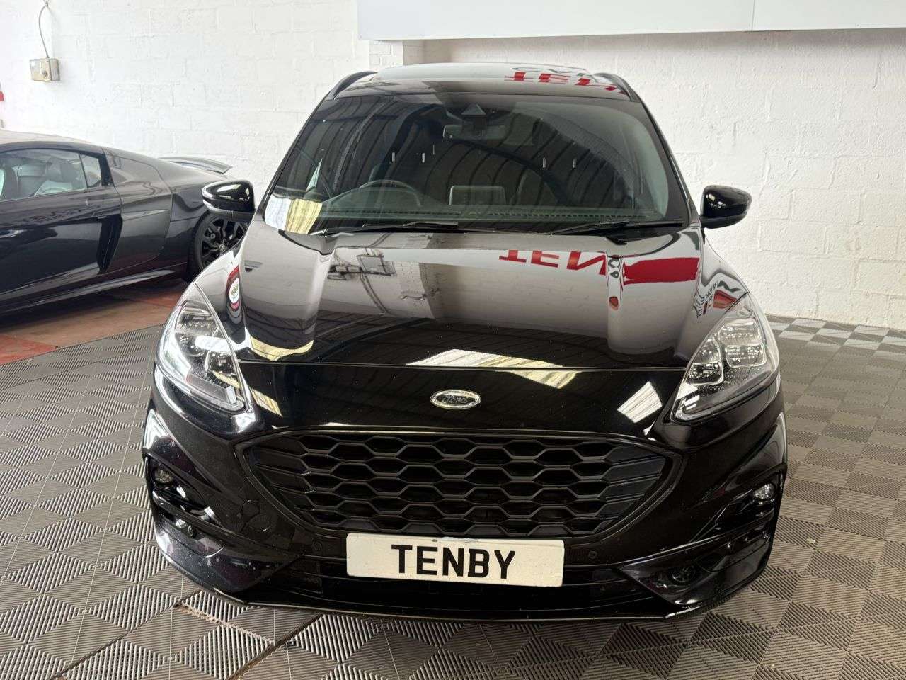 A 2023 FORD KUGA 2.5h Duratec ST-Line X Edition SUV 5dr Petrol Hybrid CVT Euro 6 (s/s) (190 A 2023 FORD KUGA 2.5h Duratec ST-Line X Edition SUV 5dr Petrol Hybrid CVT Euro 6 (s/s) (190