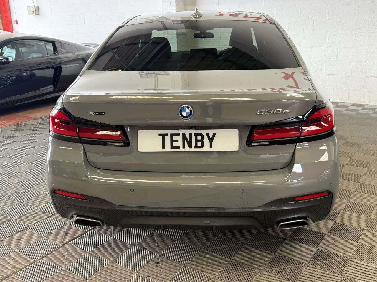 2021 BMW 5 SERIES 2021 BMW 5 SERIES
