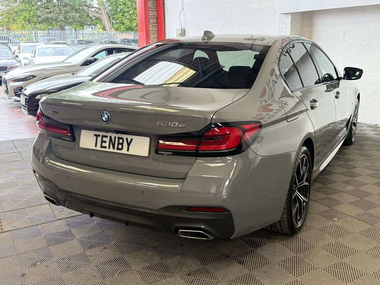 2021 BMW 5 SERIES 2021 BMW 5 SERIES