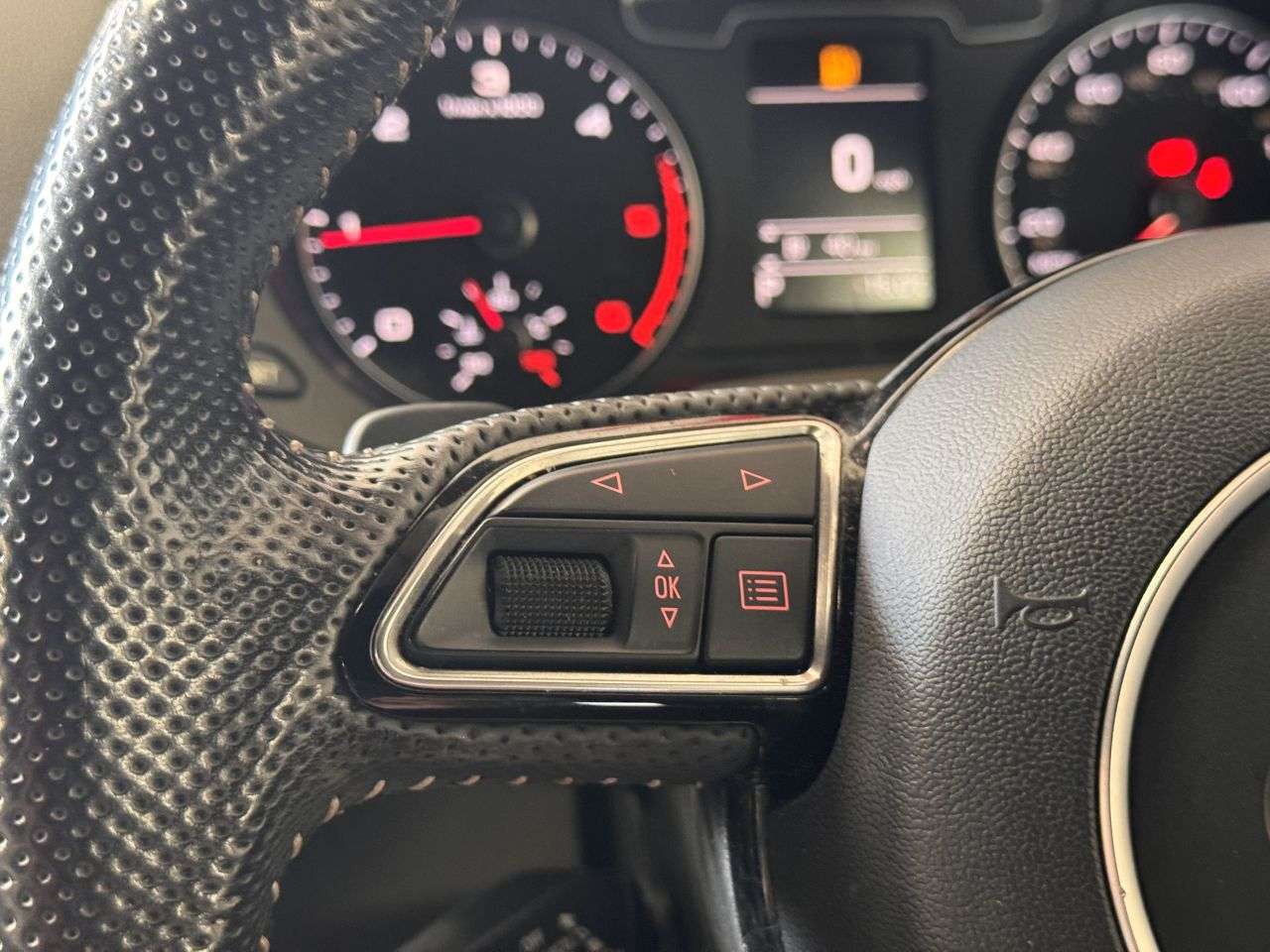 2016 AUDI Q3 2016 AUDI Q3