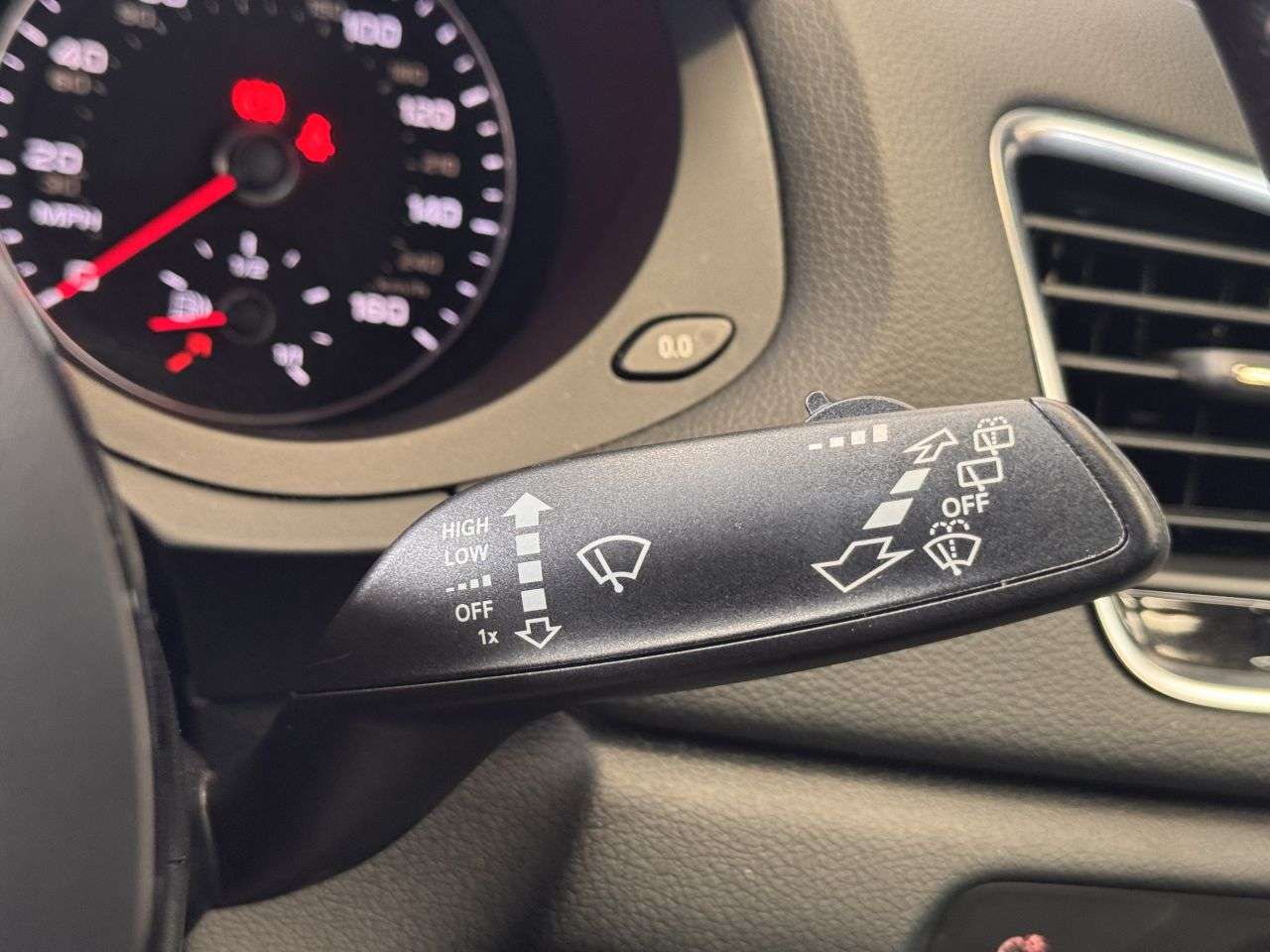 2016 AUDI Q3 2016 AUDI Q3